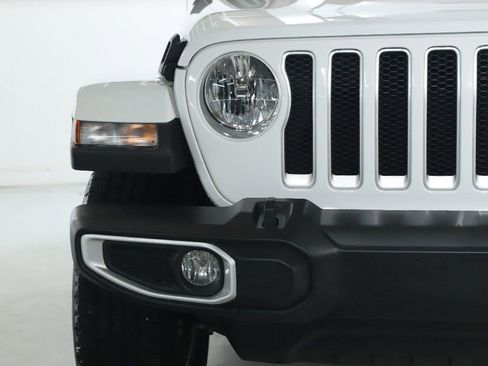 Used 2023 Jeep Wrangler Sahara w/ Cold Weather Group image 6
