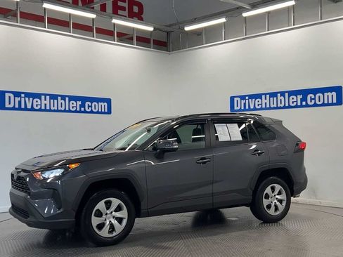 Used 2019 Toyota RAV4 LE w/ Carpet Mat Package FWD image 4