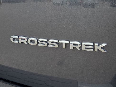 Used 2021 Subaru Crosstrek 2.5i Limited AWD/4WD image 9