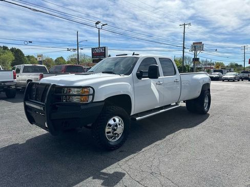 Used 2013 GMC Sierra 3500 SLE w/ Texas Edition AWD/4WD image 6