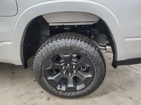 New 2026 RAM 1500 4x4 Crew Cab image 20