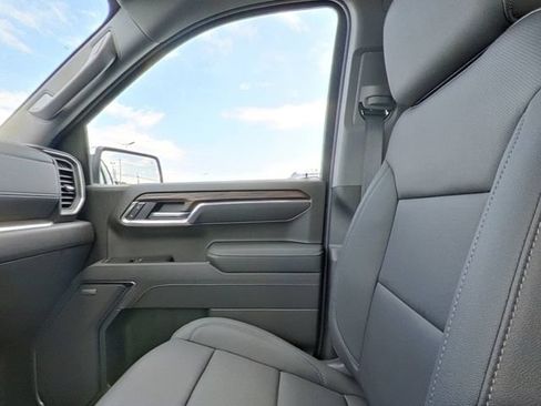 New 2026 GMC Sierra 1500 SLT w/ SLT Premium Package AWD/4WD image 32