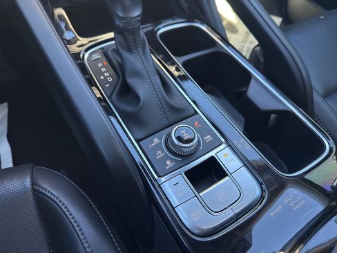 Used 2024 Kia Telluride S w/ S Sunroof Package image 22