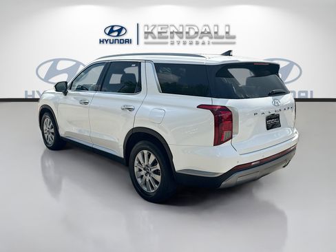 Used 2025 Hyundai Palisade SEL FWD image 4