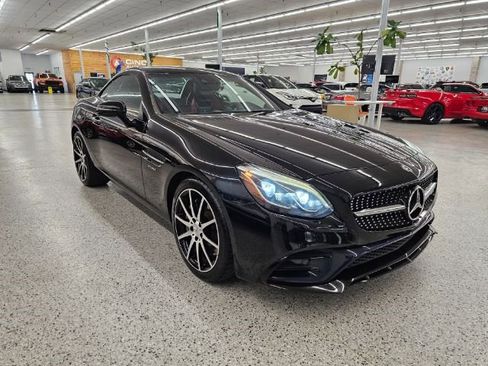 Used 2018 Mercedes-Benz SLC 43 AMG w/ Premium 2 Package image 3