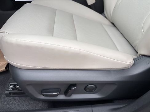 New 2026 Nissan Rogue SV w/ SV Premium Package image 10