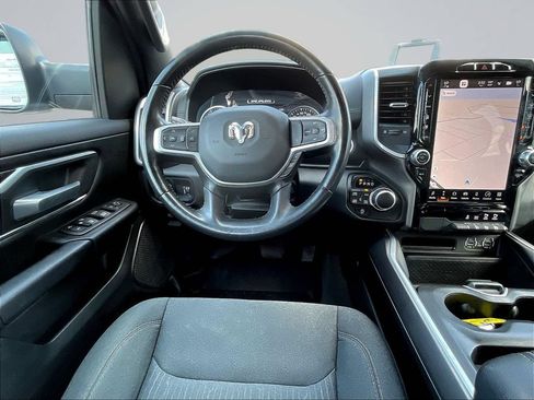 Used 2023 RAM 1500 Big Horn AWD/4WD image 12