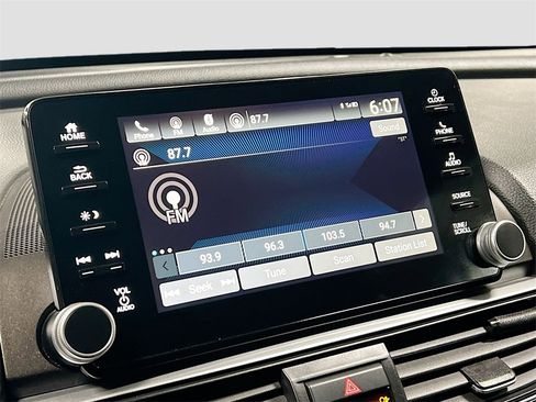 Used 2019 Honda Accord Sport image 13