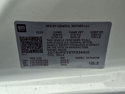 New 2026 GMC Sierra 2500 AT4 w/ AT4 Premium Plus Package AWD/4WD image 11