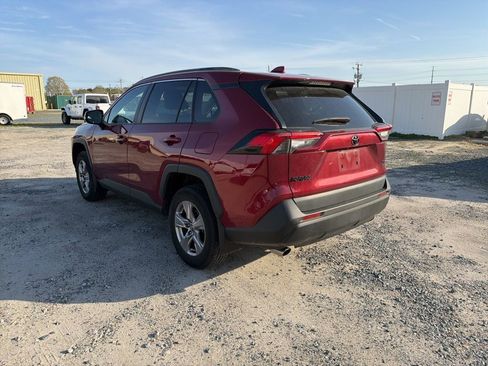 Used 2023 Toyota RAV4 XLE w/ Convenience Package image 3