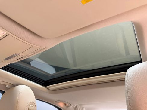 Used 2018 Mercedes-Benz C 300 Sedan image 14