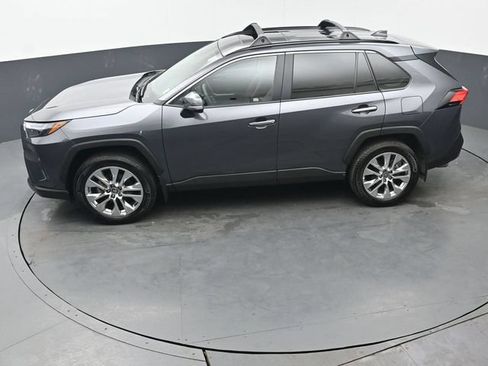 Certified 2025 Toyota RAV4 Limited w/ Advanced Technology Package AWD/4WD image 40
