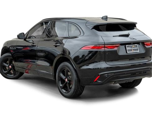 Used 2022 Jaguar F-PACE S image 10