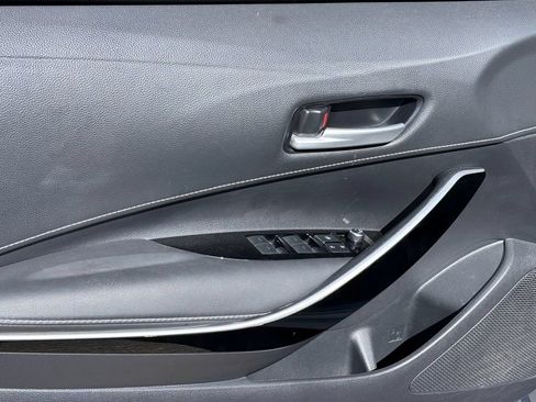 Used 2021 Toyota Corolla XSE FWD image 17