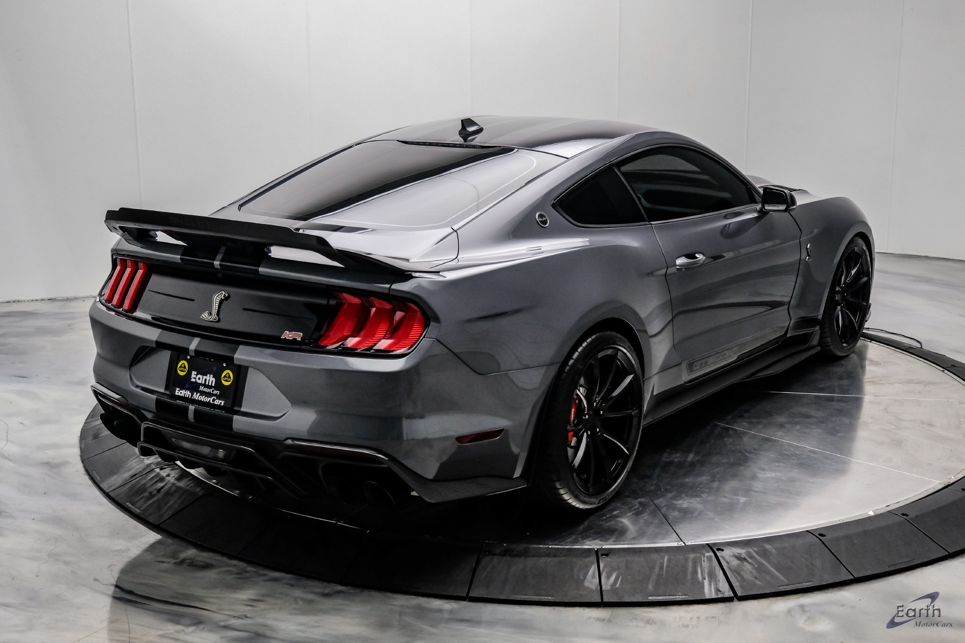 Used 2021 Ford Mustang Shelby GT500 w/ Technology Package RWD image 20