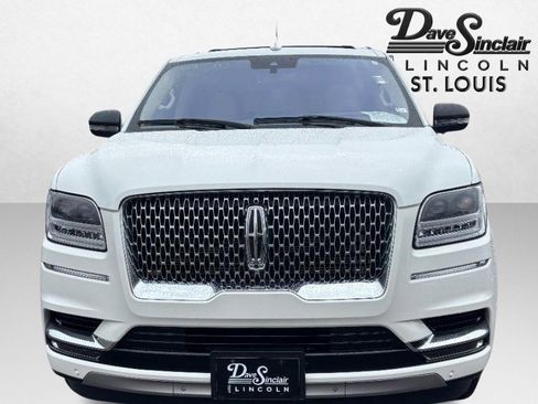Used 2020 Lincoln Navigator L Reserve w/ Luxury Package image 2