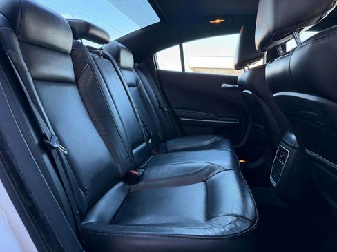 Used 2021 Dodge Charger SXT w/ Leather Interior Group image 12