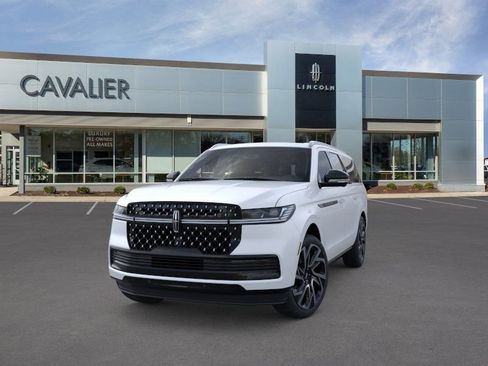 New 2026 Lincoln Navigator L Black Label AWD/4WD image 2