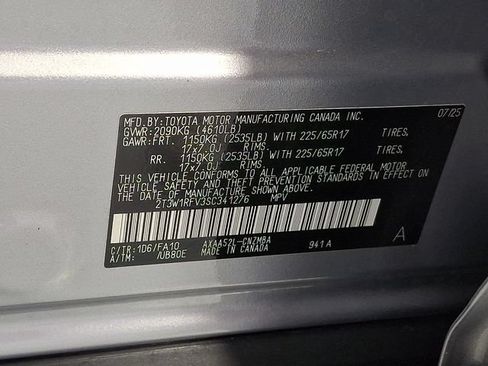 Used 2025 Toyota RAV4 XLE FWD image 35
