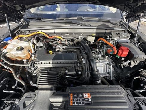 Certified 2024 Lincoln Nautilus Premier image 30