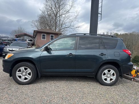 Used 2012 Toyota RAV4 4WD w/ Value Pkg image 2