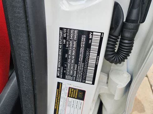 Certified 2022 Mercedes-Benz GLC 43 AMG 4MATIC image 33