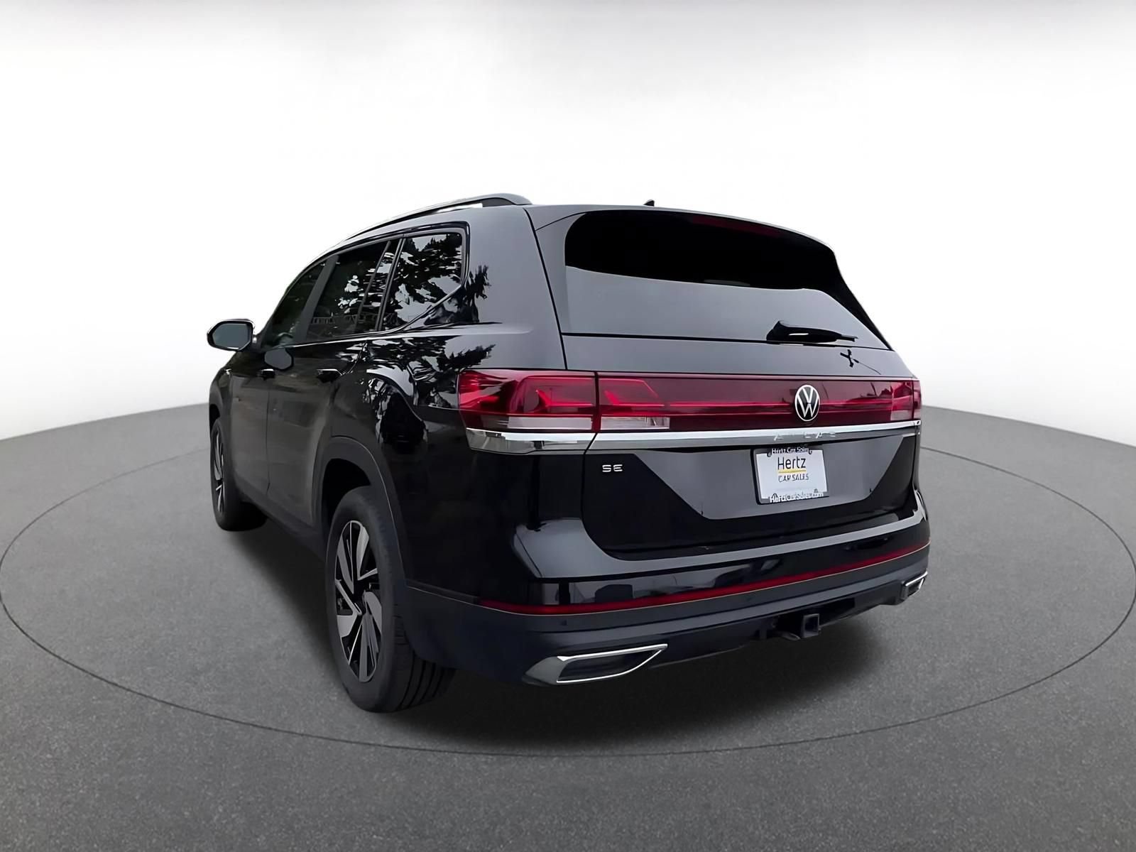 Used 2026 Volkswagen Atlas SE FWD image 10