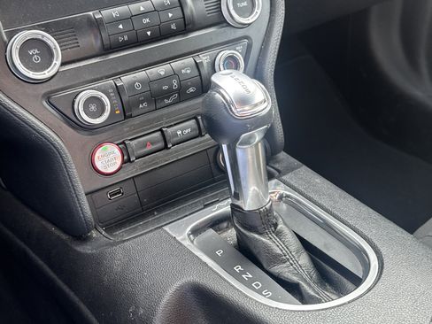 Used 2020 Ford Mustang GT image 19