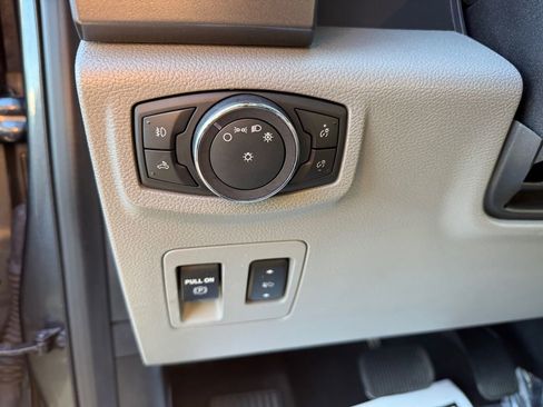 Used 2019 Ford F150 XLT w/ Equipment Group 302A Luxury image 29