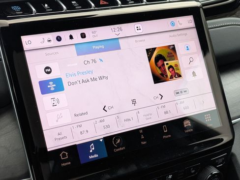 New 2024 Jeep Grand Cherokee Limited 4xe w/ Luxury Tech Group II image 17