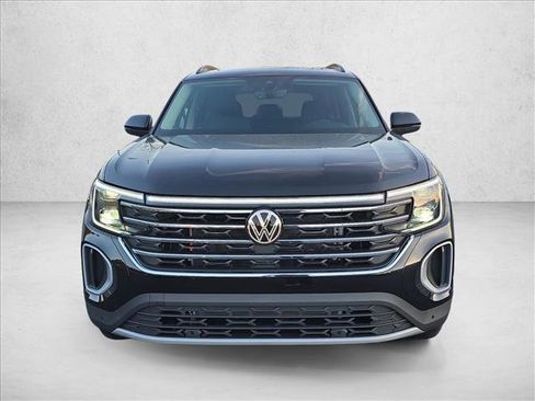 Used 2026 Volkswagen Atlas SE image 8