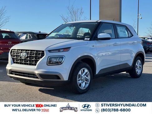 New 2026 Hyundai Venue SE image 9