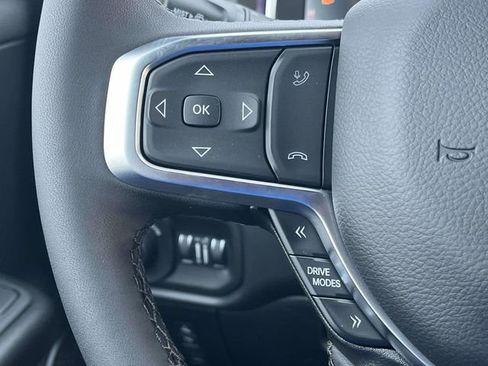 New 2026 RAM 1500 4x4 Crew Cab image 19