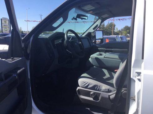 Used 2016 Ford F250 XL w/ Power Equipment Group AWD/4WD image 9