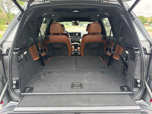 Used 2026 BMW X7 M60i w/ M Sport Professional Package AWD/4WD image 36