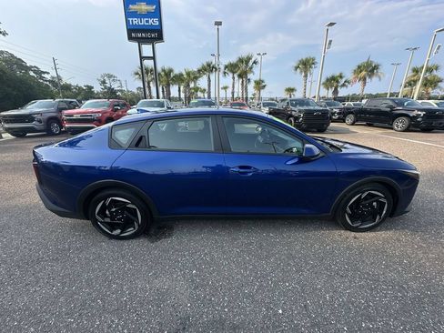 Used 2025 Kia K4 EX FWD image 17