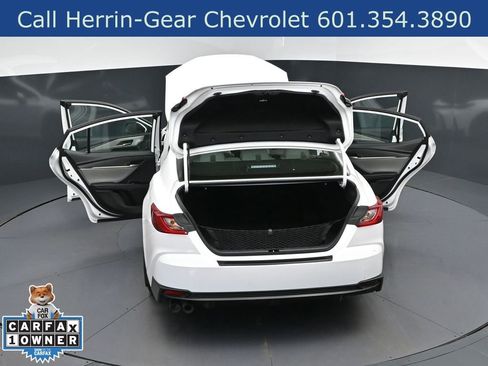 Used 2025 Toyota Camry SE w/ Convenience Package FWD image 49