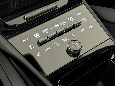 New 2026 Porsche Cayenne GTS AWD/4WD image 34