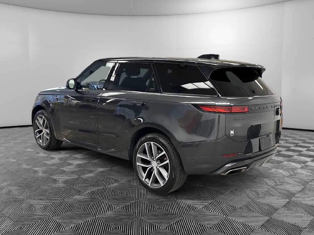 Used 2023 Land Rover Range Rover Sport SE Dynamic AWD/4WD image 3