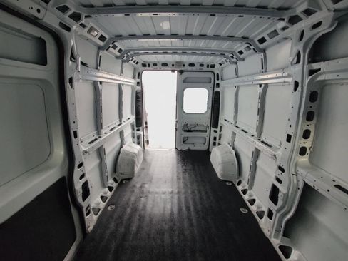 Used 2023 RAM ProMaster 2500 image 20
