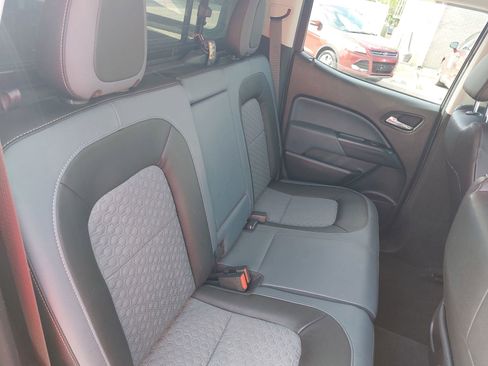 Used 2016 Chevrolet Colorado Z71 AWD/4WD image 11