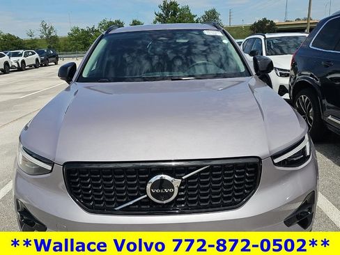 Used 2026 Volvo XC40 B5 Plus AWD/4WD image 3