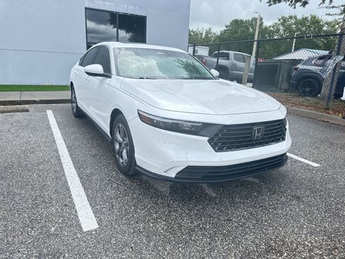 Used 2024 Honda Accord EX image 8