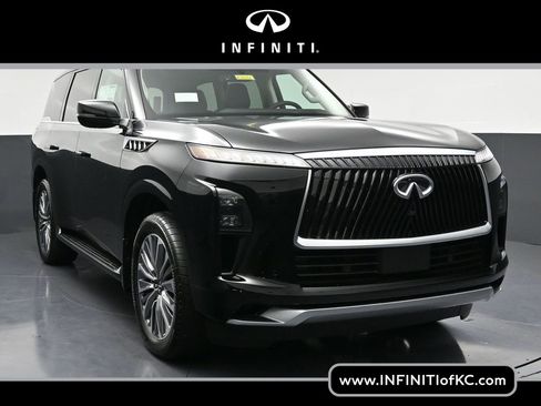 New 2026 INFINITI QX80 Luxe image 1