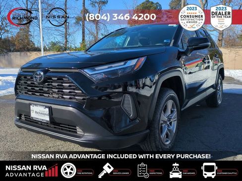 Used 2023 Toyota RAV4 XLE image 9