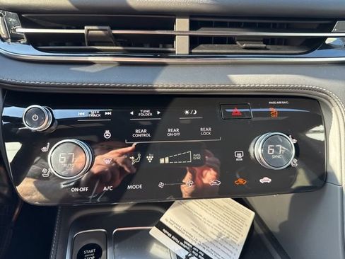 New 2026 INFINITI QX60 Autograph w/ Dark Cargo Package AWD/4WD image 19