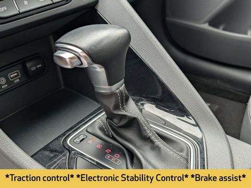 Used 2019 Kia Niro EX image 10