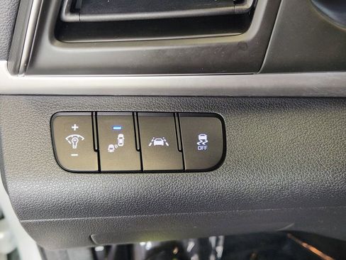 Used 2020 Hyundai Elantra SEL w/ Cargo Package (C1) image 21