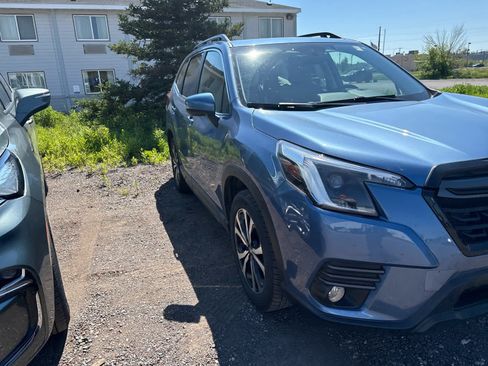 Used 2022 Subaru Forester Limited AWD/4WD image 8