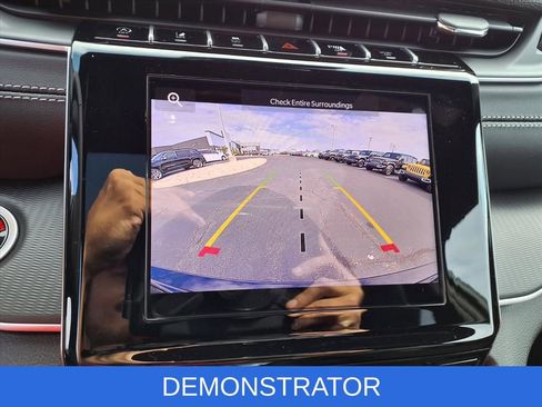 New 2025 Jeep Grand Cherokee Altitude AWD/4WD image 16